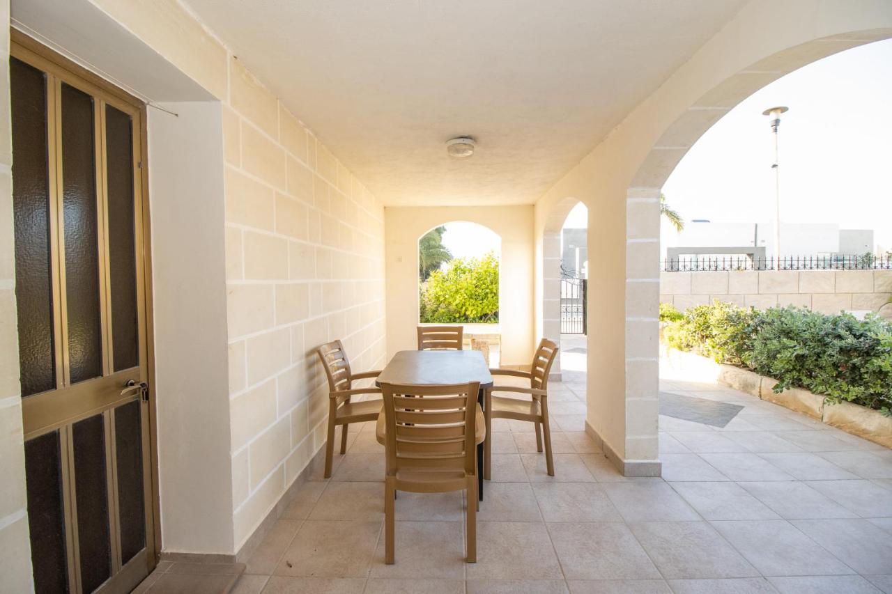 Tranquil Villa Apartments Units Mellieħa Eksteriør billede
