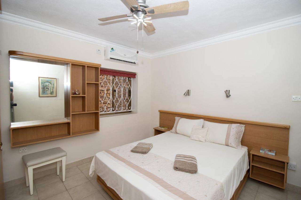 Tranquil Villa Apartments Units Mellieħa Eksteriør billede