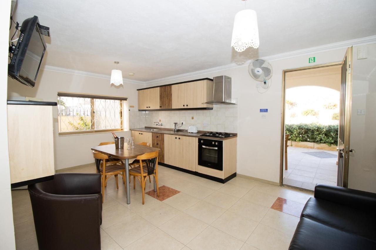 Tranquil Villa Apartments Units Mellieħa Eksteriør billede