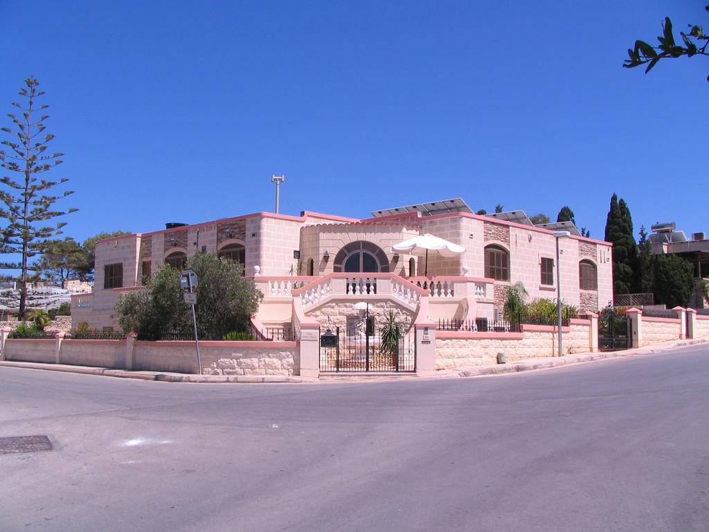 Tranquil Villa Apartments Units Mellieħa Eksteriør billede